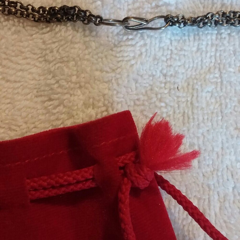 Necklace - Picture 3 of 4